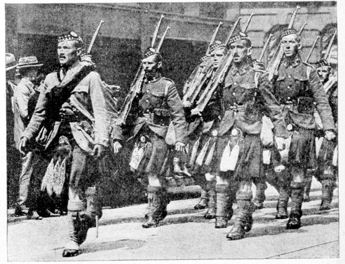 19170804 CDNCOUR Vol. XXII. No. 10 48th Highlanders