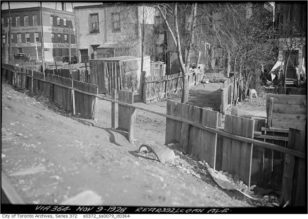 chicklet-factory-on-logan