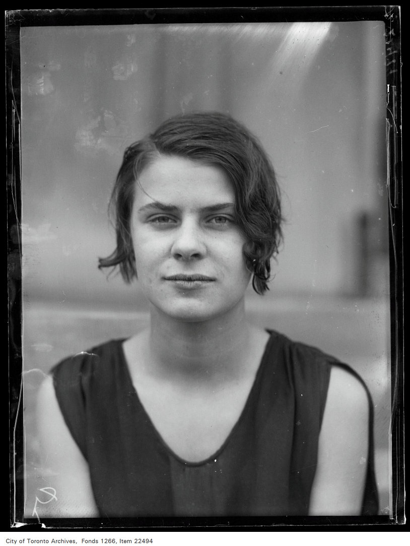 Eastern [School of] Commerce [commencement portraits], Roma Bowman.