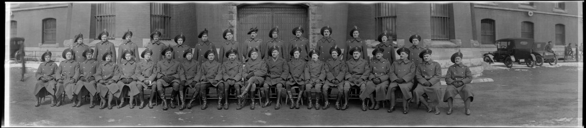 group-of-officers-of-the-134th-battalion-48th-highlanders-c-e-f-1915-16-library-and-archives-canada