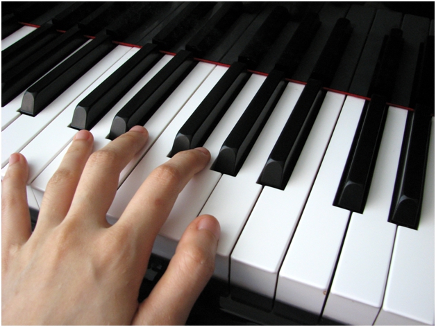 piano-hand